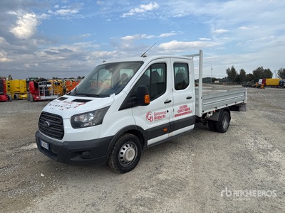 2018 Ford Transit Crew Cab Flatbed Truck