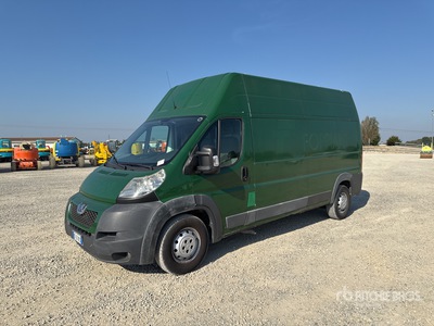 2008 Peugeot Boxer 3.0 HDI Autocarro furgonato