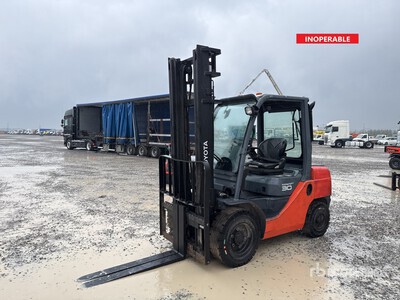 2018 Toyota 06-8FD30F Electric Forklift (Inoperable)