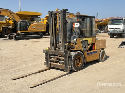 1986 Hyster Tronfjell Pneumatic Tire Forklift