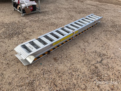 2025 ZVOX SV-ALR300 6600 lbs loading ramps（pair） Divers Autres (Unused)