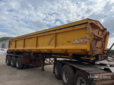 2013 Tristar 9.2 m Tri/A Turntable Hydraulic Lid Side Dump Trailer