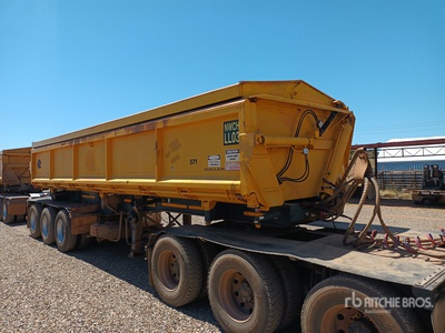 2013 Tristar 9.2 m Tri/A Hydraulic Lid Side Dump Trailer