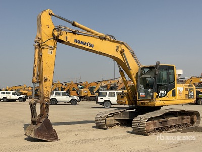 Komatsu PC210LC-8 Tracked Excavator