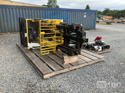 Hyster V30XMU Electric Forklift