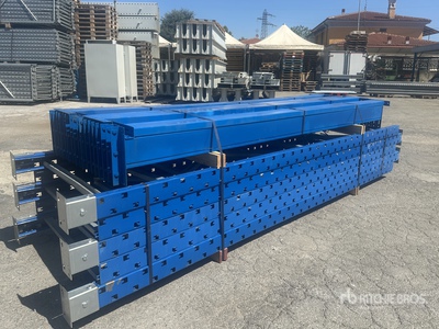 Blue Pallet Carrier Scaffolding Varios. Industrial