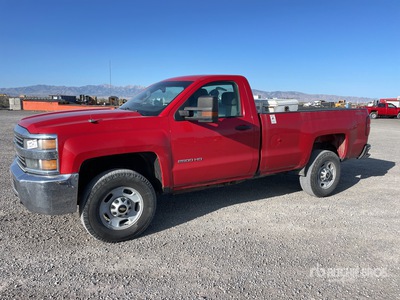 2015 Chevrolet Silverado 2500HD 4x4 Pickup