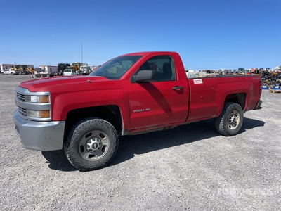 2015 Chevrolet Silverado 2500 HD 4x4 Pickup