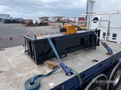 2025 GIYI GY-VB59 1950 mm Skid Steer Bucket (Unused)