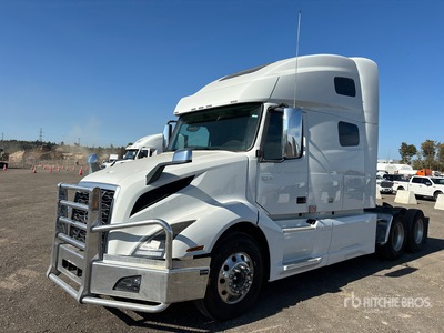 2022 Volvo VNL760 6x4 T/A Sleeper Truck Tractor