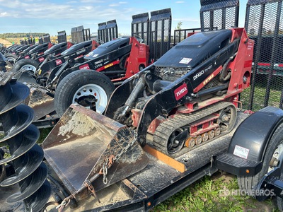 2019 Toro Dingo TX427 Mini لودر بجنزير