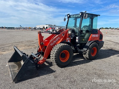 Kubota R640 Chargeuse sur pneus