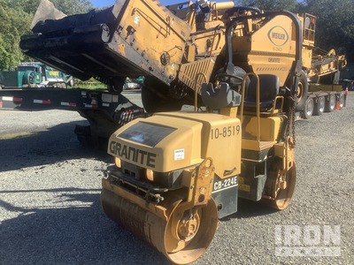 2004 Cat CB-224E Double Drum Roller