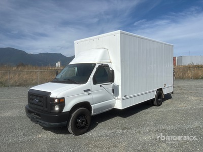 2012 Ford E-450 4x2 Van Truck