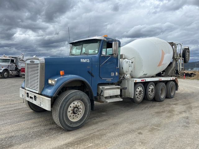 2008 Freightliner FLD 120 12x4 Mixer Truck