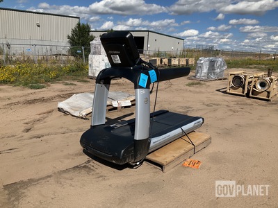 Life Fitness FlexDeck Treadmill