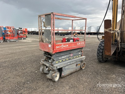 2014 Skyjack SJIII3219 Electric Elevador de tijera (Inoperable)