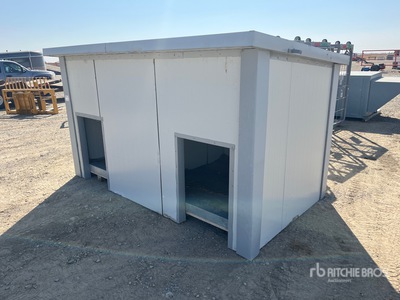 5 ft x 10 ft Insulated Double Door Dog House