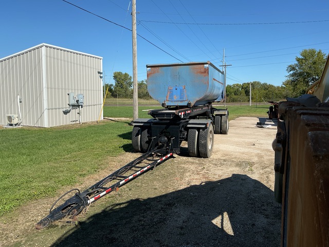 1978 Reliance 223TRO T/A Turntable Rollback Transfer Trailer 1978 Reliance 223TRO T/A Turntable Rollback Transfer Trailer