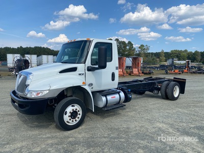 2020 International MV607 4x2 Kabina i podwozie