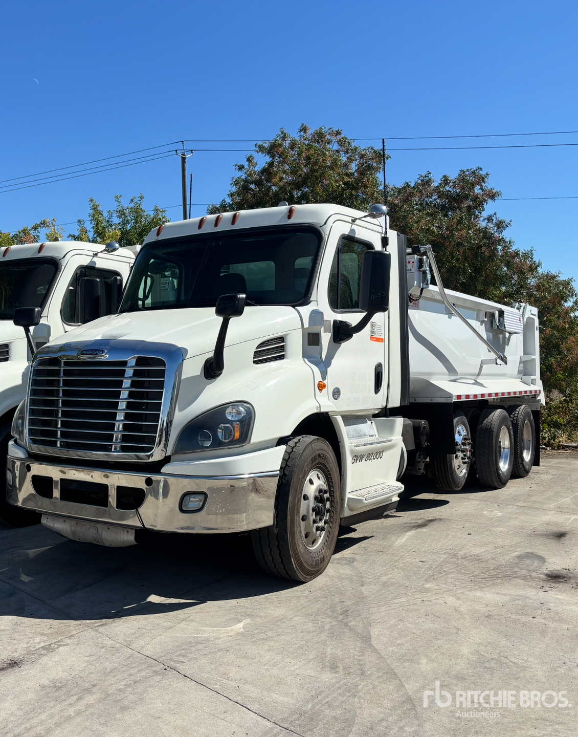 2017 Freightliner Cascadia 113 8x4 Tri/A Dump Truck