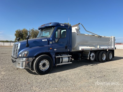 2016 Freightliner Cascadia 125 8x4 Tri/A Dump Truck