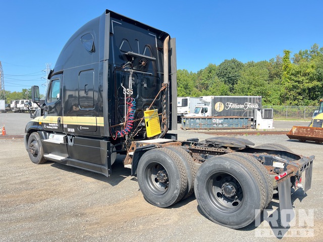 CAMIóN CAMAROTE 2017 FREIGHTLINER