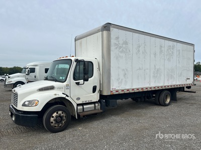 2018 Freightliner M2 106 4x2 Furgonetka