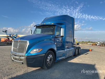 2020 International LT625 6x2 T/A Sleeper Truck Tractor