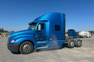 2020 International LT625 6x2 T/A Sleeper Truck Tractor