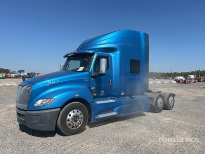 2020 International LT625 6x2 T/A Slaapcabine Trekker