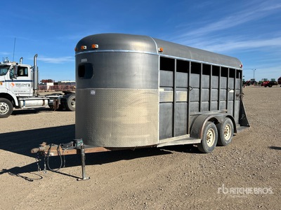 1991 Charmac 16 ft T/A Horse Trailer