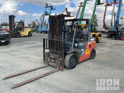 2019 Toyota 8FG35U 7700 lb Pneumatic Tire Forklift