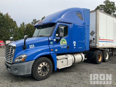 2016 Freightliner Cascadia 125 6x4 T/A Sleeper Truck Tractor
