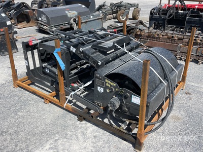 2025 GIYI GY-VR39 Mini Skid Steer Vibratory Roller, (2) Mini Side Shift Fork, (1) Skid Steer Hollow Wood Grabber