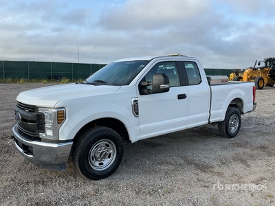 2019 Ford F-250 4x2 Extended Cab Pickup