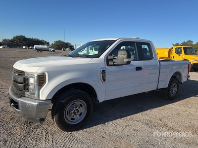 2019 Ford F-250 4x2 Extended Cab Pickup