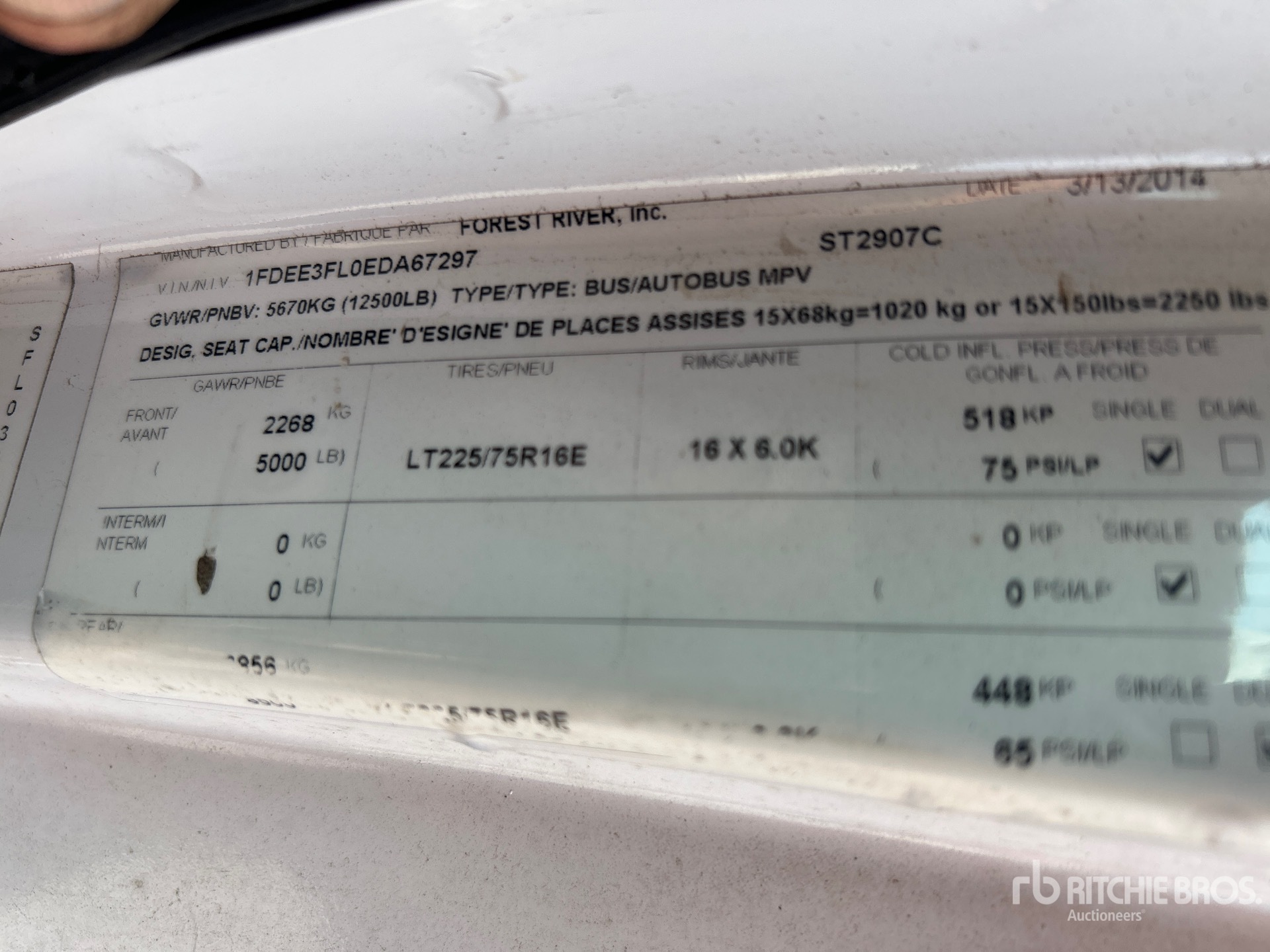 2014 Ford E-350 4x2 12-Seat Bus