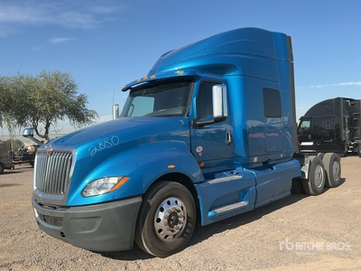 2020 International LT625 6x2 Sleeper Prime Mover