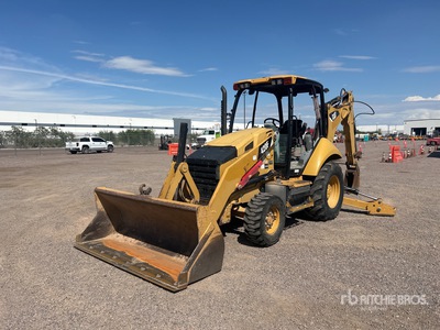 2013 Cat 420F 4x2 Graaflaadmachine