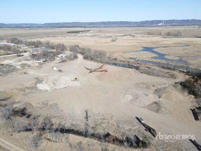 20 +/- Acres on Title Proprietà commerciale