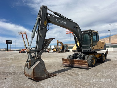 2009 Volvo EW180C を見 Wheel Excavator
