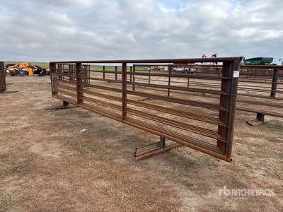 Quantity of (5) 5 ft 2 in x 24 ft Recinto per bestiame (Unused)