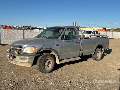 1998 Ford F-150 XL 4x4 Pickup
