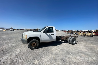 2011 Chevrolet 3500HD Cab and Chassis