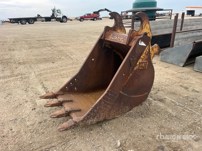 Cat 32 in Q/C Digging Excavator Bucket