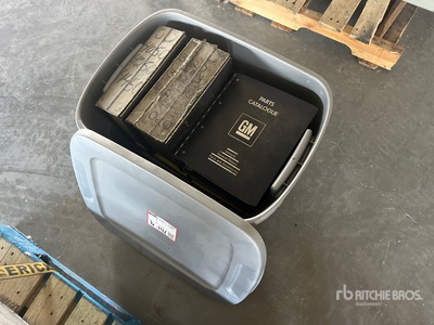 Quantity of (9) Manuals Pièces diverses