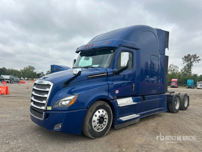 2018 Freightliner Cascadia 126 6x4 T/A Sleeper Truck Tractor