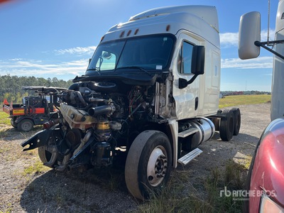 2015 Freightliner Cascadia 113 6x4 T/A Sleeper Truck Tractor (Inoperable)