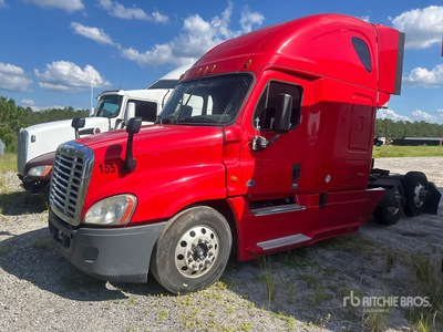 2015 Freightliner Cascadia 113 6x4 Cabina con cuccetta per trattore stradale